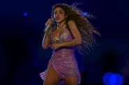 Shakira Kicks Off Her First World Tour in Seven Years