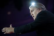 Ex-Trump Advisor Bannon Released from Prison Ahead of US Vote