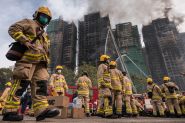 Hong Kong : au moins 55 morts dans le pire incendie depuis des décennies