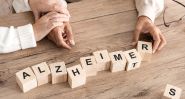 Les États-Unis approuvent le premier test sanguin de dépistage d'Alzheimer 