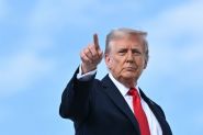 US Treasury Department Mulls Minting $1 Coin with Trump's Image