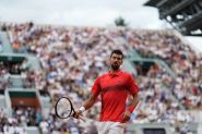 Sinner Thrashes Retiring Gasquet at French Open, Zverev, Andreeva Through