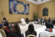 “A True Friend of Palestine”: The Arab World’s Grief After Pope Francis’s Death 