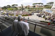 Convalescing Pope Francis's Condition Improving: Vatican