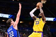 Magic Hand Lakers Third Straight Defeat, Bulls Beat Nuggets