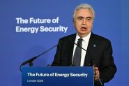 UK Hosts Global Energy Summit as Renewables Face Growing Criticism