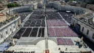 Hundreds of Thousands at Funeral for Pope 'With an Open Heart'