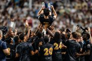 Son Draws Fans To Airport As LAFC Calls Wednesday News Conference