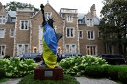 Trump Rules out US Troops But Eyes Air Power in Ukraine Deal