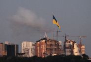Ukraine: le siège du gouvernement incendié après des frappes russes