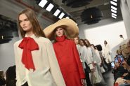 Ralph Lauren Opens New York Fashion Week With Minimalist Spring 2026 Collection