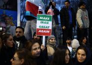Washington Urges Americans to Leave Iran 