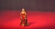 Isabelle Huppert Embodies Timeless Despair in Castellucci’s ‘Bérénice’ Revival