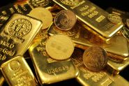 Gold Hits an All-Time High, Dollar Declines 
