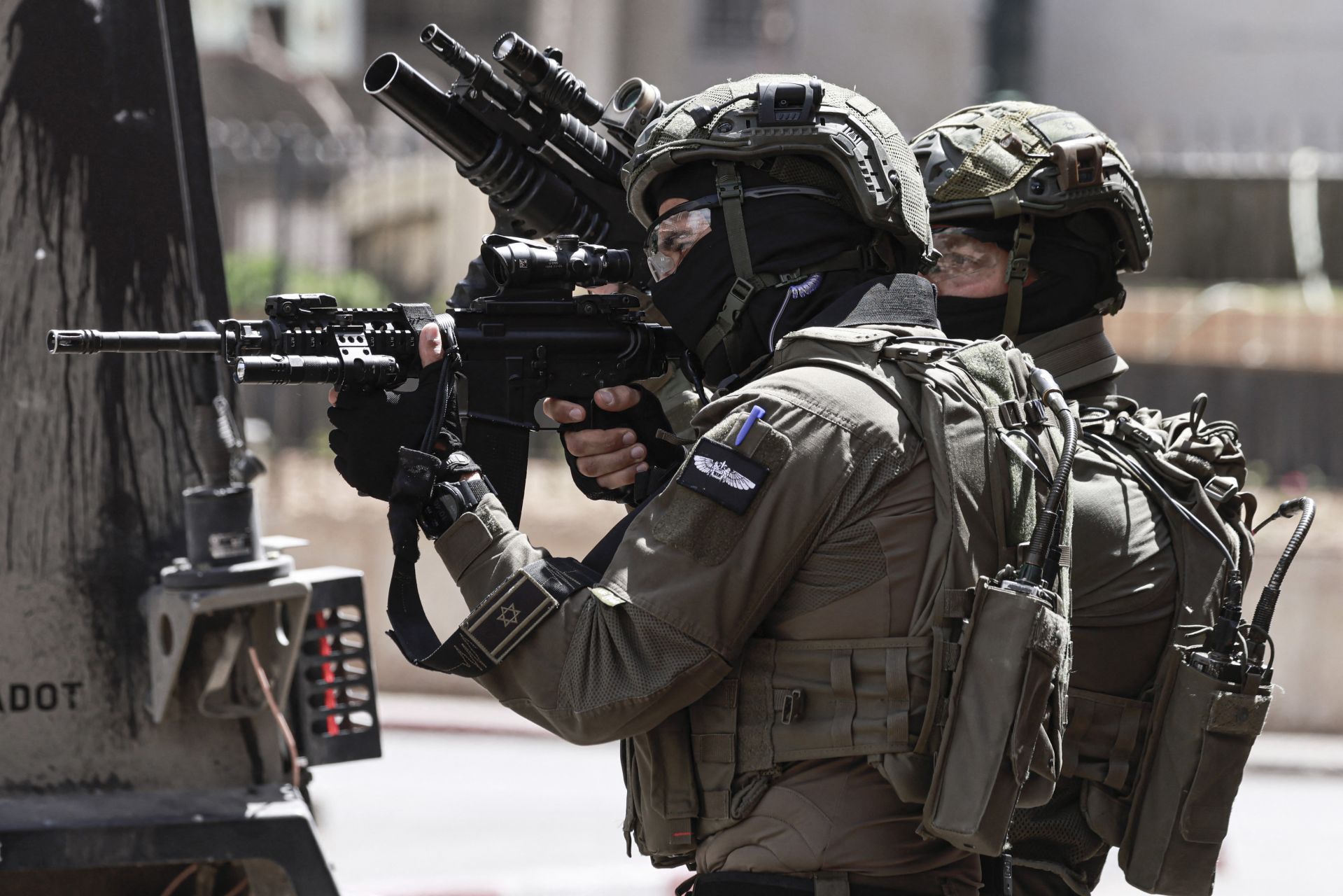 Israeli Forces Dismantle Turkish Spy Equipment Near Damascus