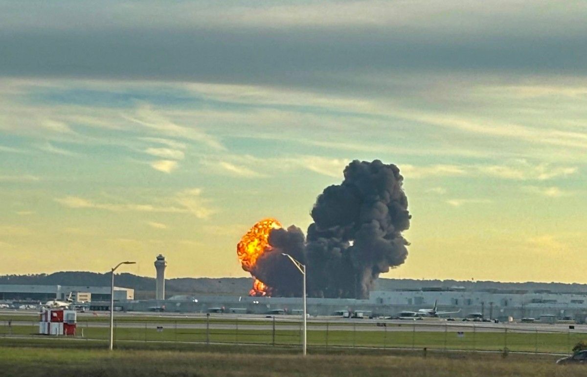 At Least 7 Dead After UPS Cargo Plane Crashes Near Louisville Airport