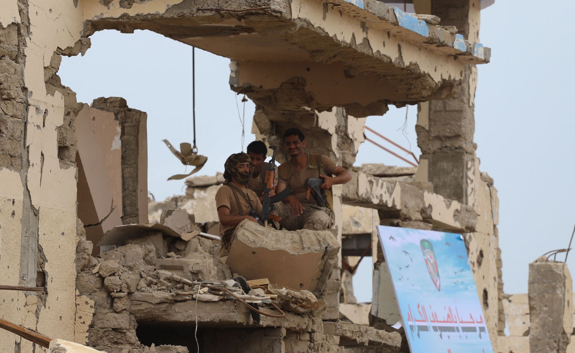 World Food Program Terminates All Staff Contracts in Rebel-Held Yemen: UN Official