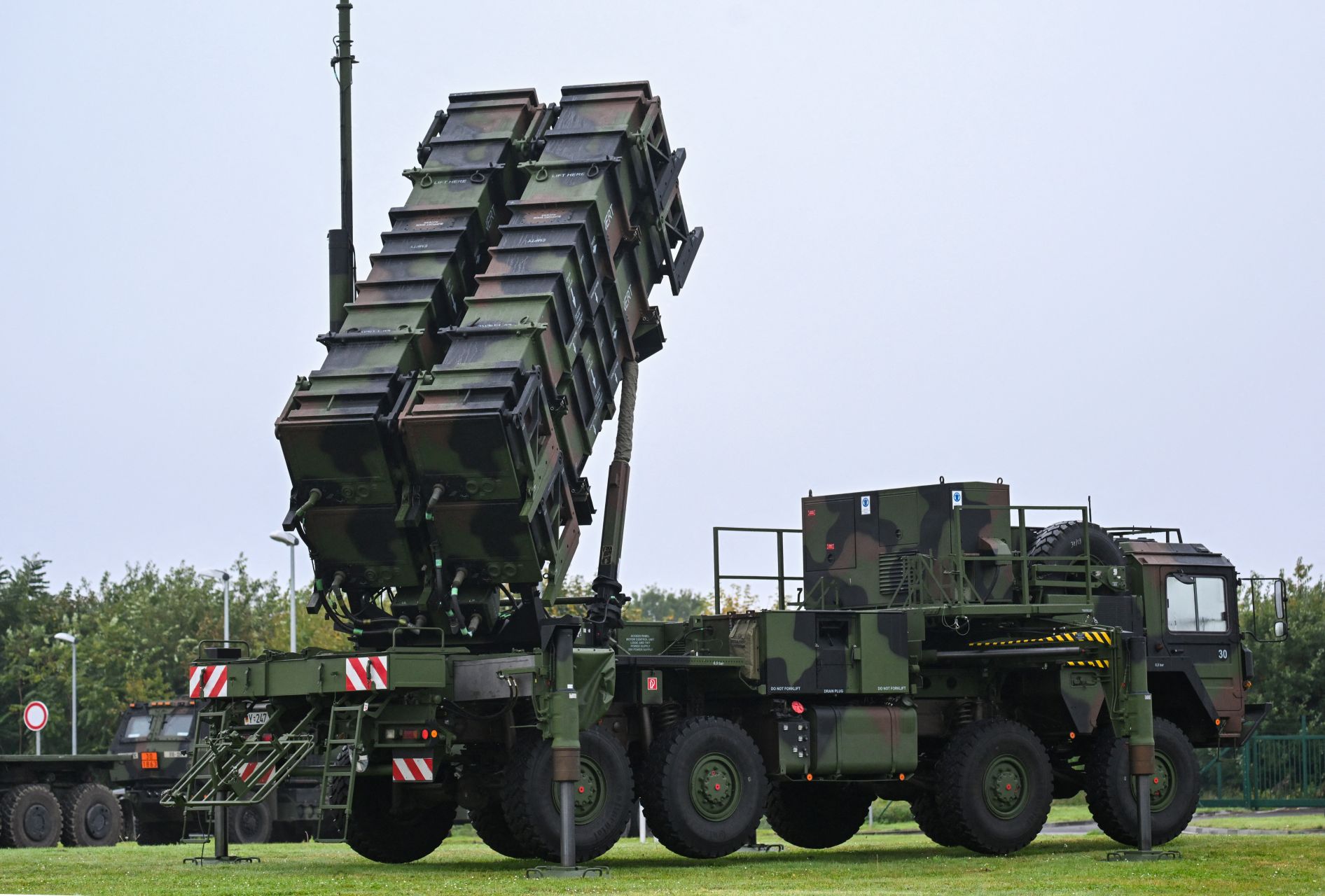 Germany Offers to Deploy Patriot Air Defense Systems to Poland