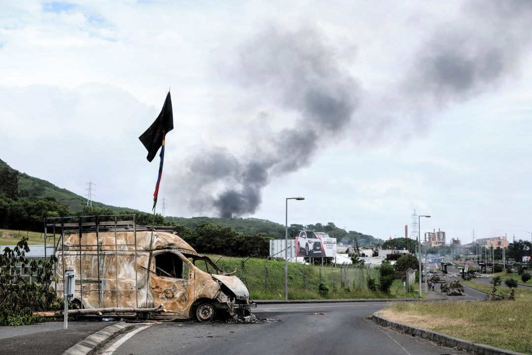 Macron to Visit New Caledonia Amid Mass Unrest