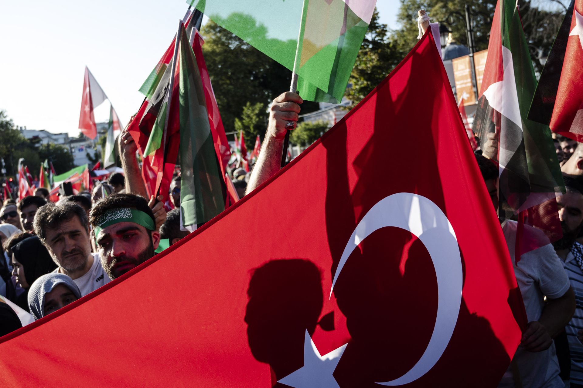 Are Hamas Top Officials Relocating or Visiting Turkey?