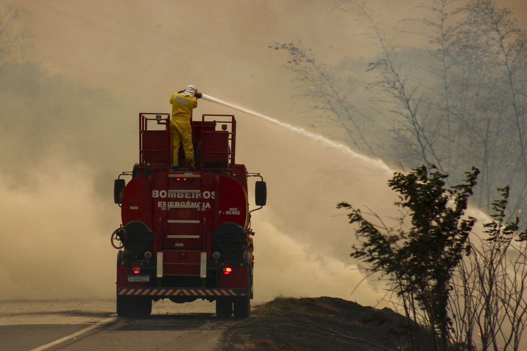 Brazil Wages 'War' on Wildfires