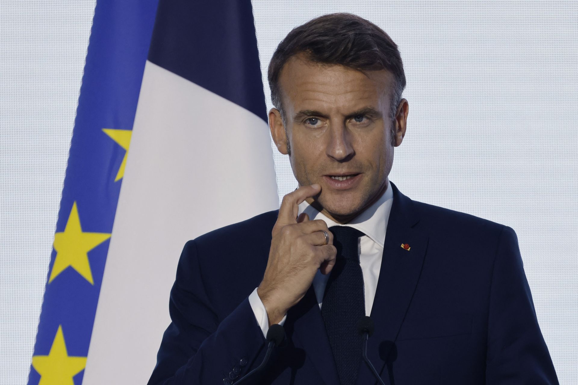 Macron to Netanyahu: France Committed to Israel’s Security