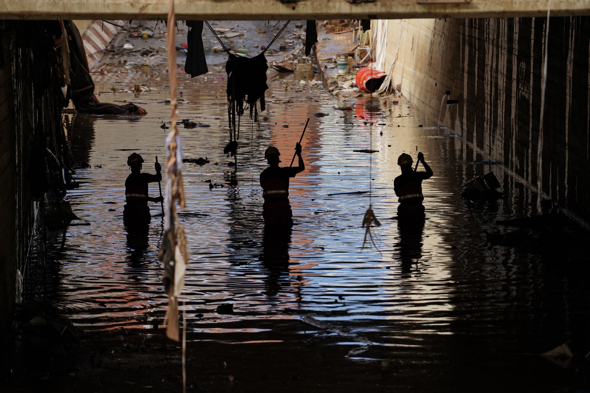 Spain's Royals Visit Flooded Region Where 200 were Killed