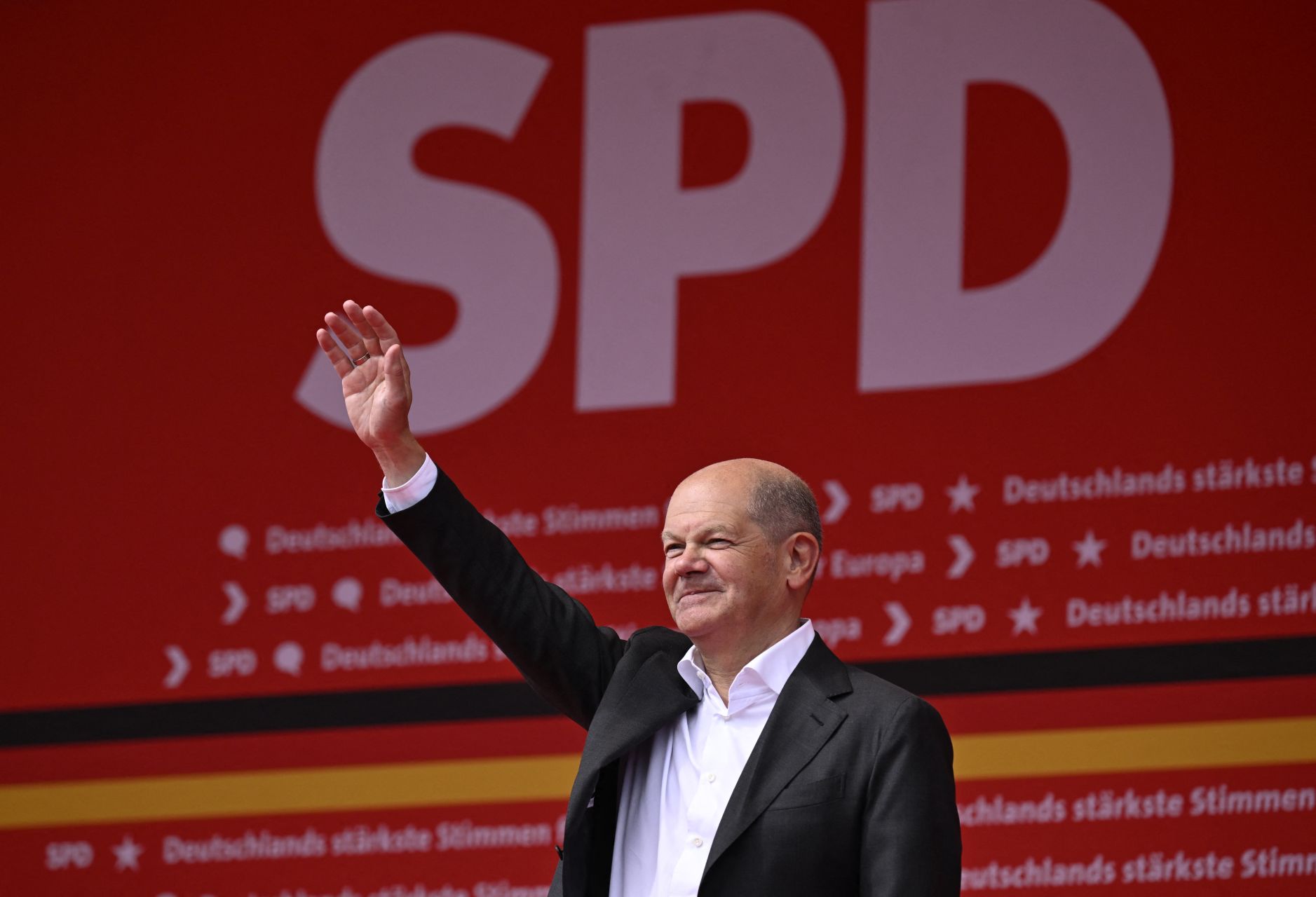 Scholz's Party to Name Him as Top Candidate for Snap Polls