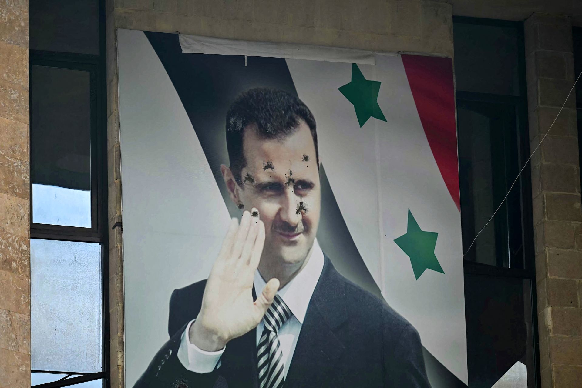 Assad Denies 'Planned' Exit From Syria, Calls New Leaders 'Terrorists'