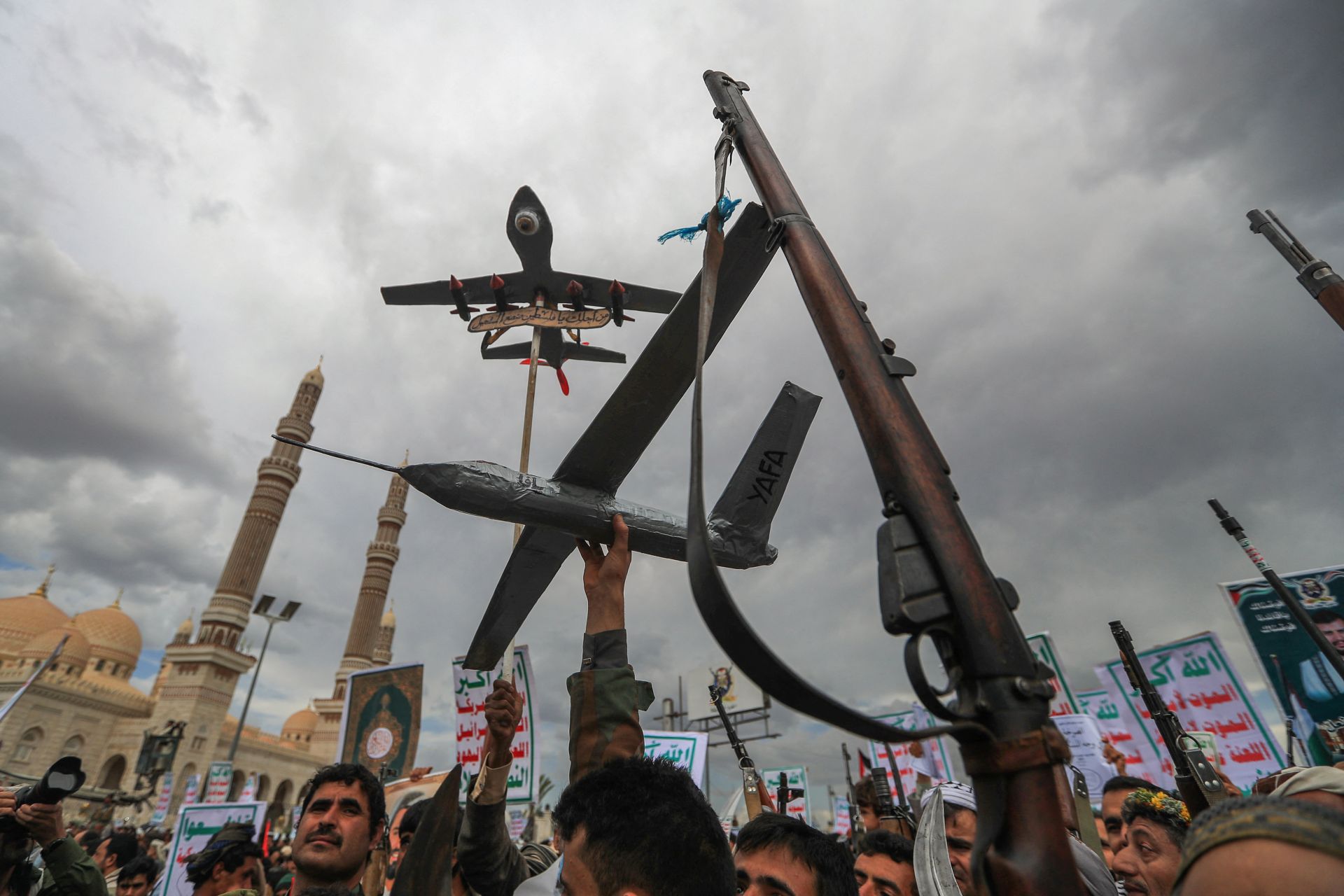 Drone Attack from Yemen Injures 8 at Israeli Airport