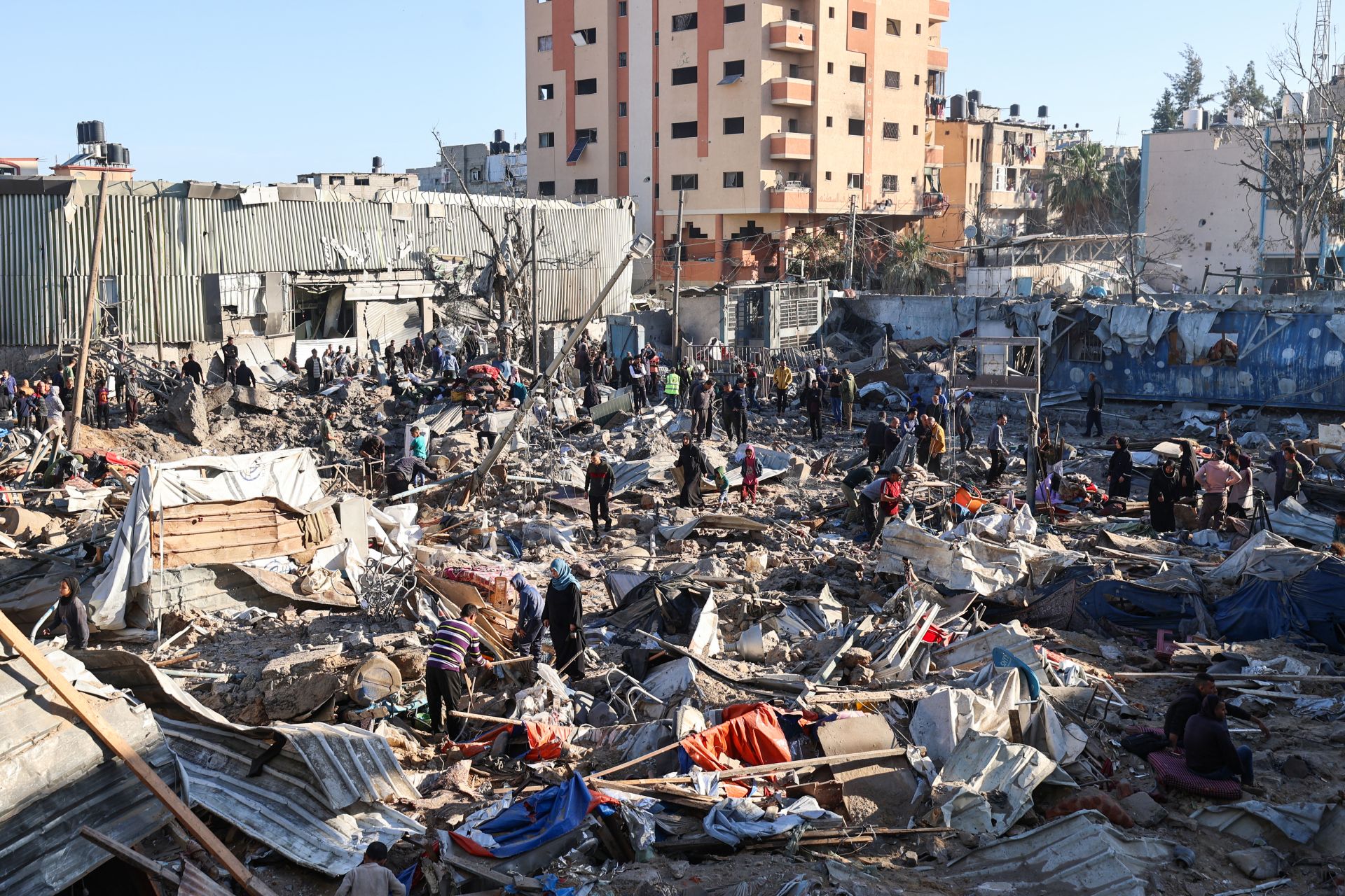 Rescuers Say Death Toll from Israeli Strike on Gaza City Rises to 33