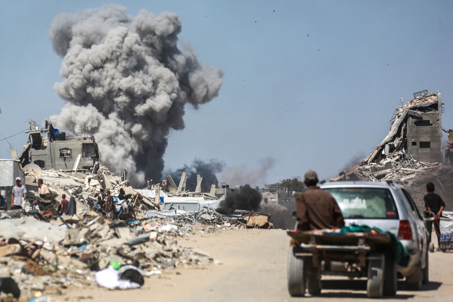 Gaza Rescuers Say 20 Killed by Israeli Gunfire at Aid Site