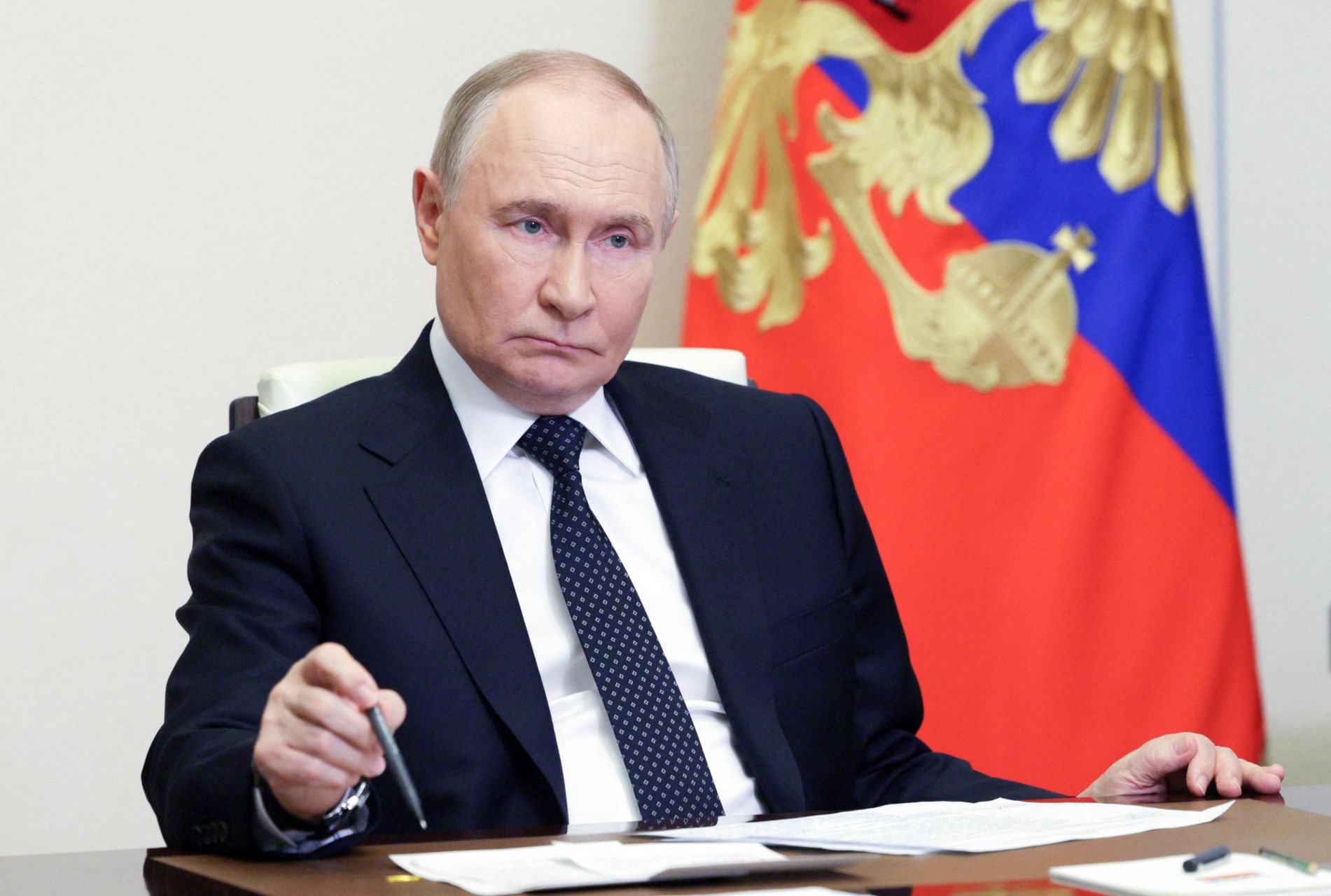 Putin Condemns Israeli Strikes on Iran, Says Ready to Mediate
