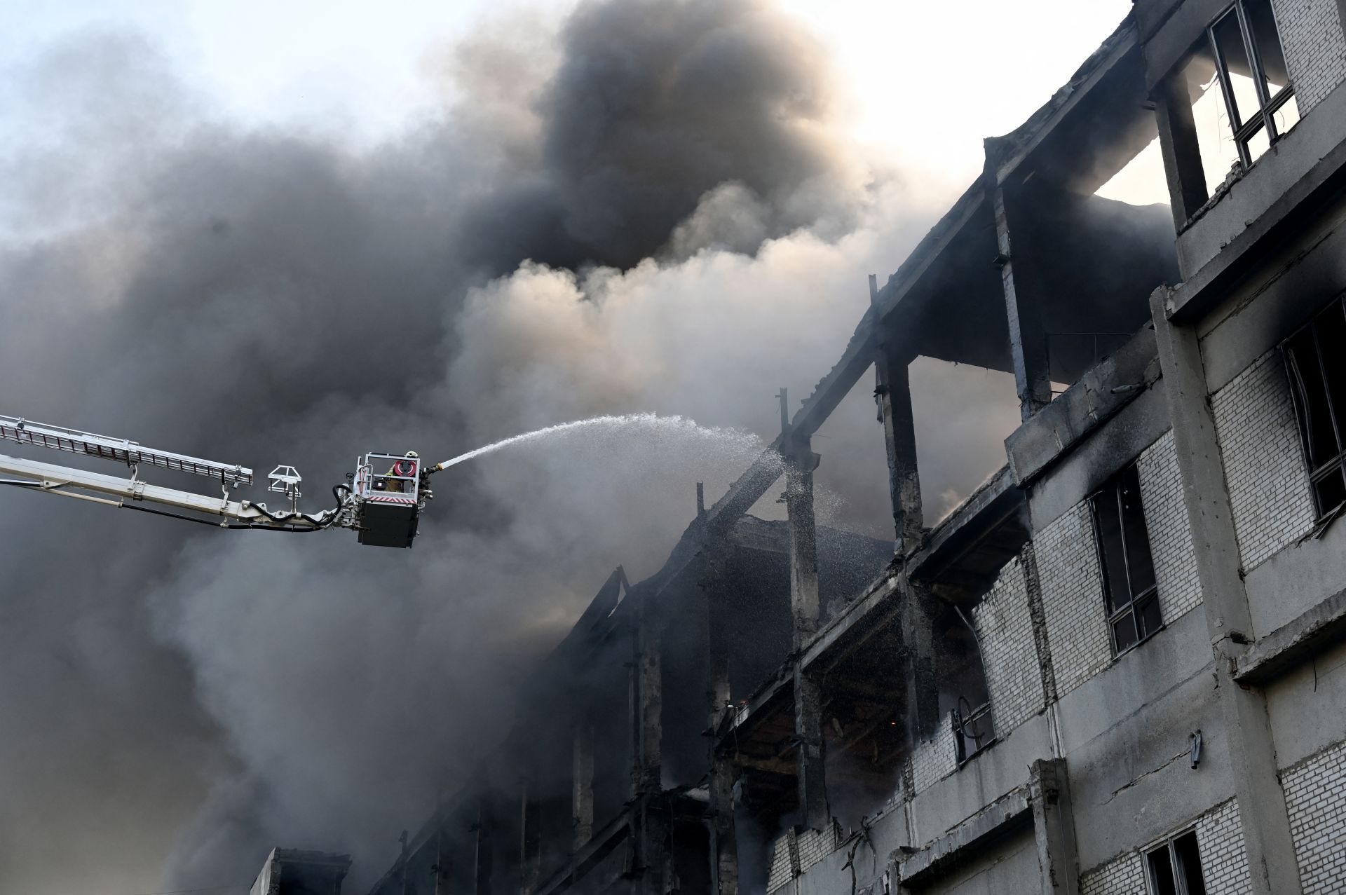 Russia Launches Major Attack on Ukraine, Killing 5