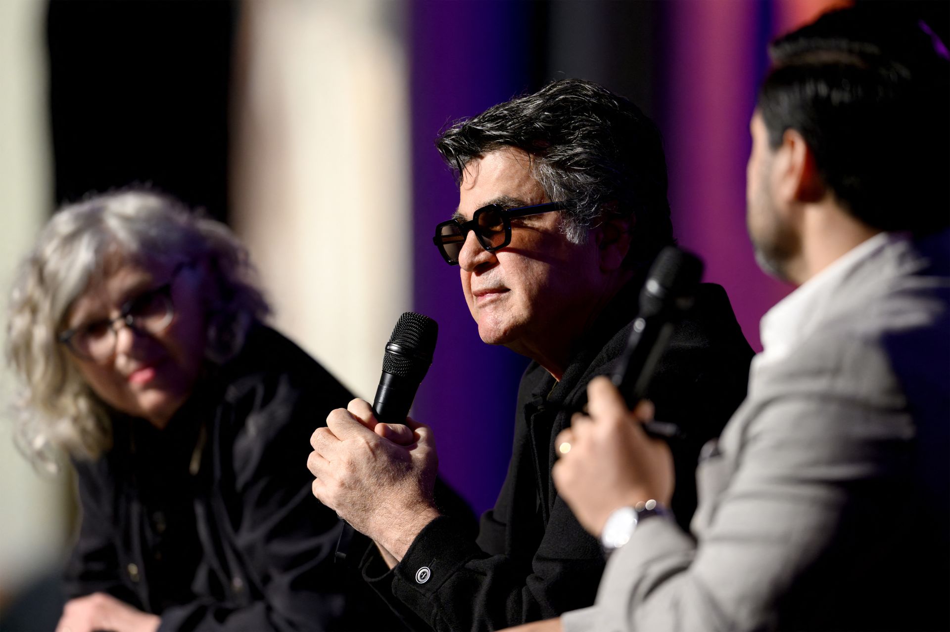 Iranian Nobel Laureates, Cannes Winner Urge Halt to Iran-Israel Conflict