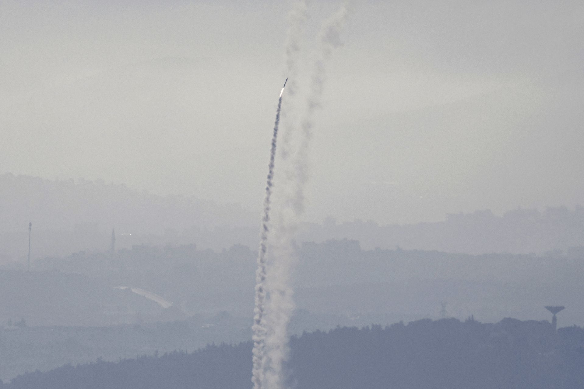 Govts Scramble to Evacuate Citizens from Israel, Iran
