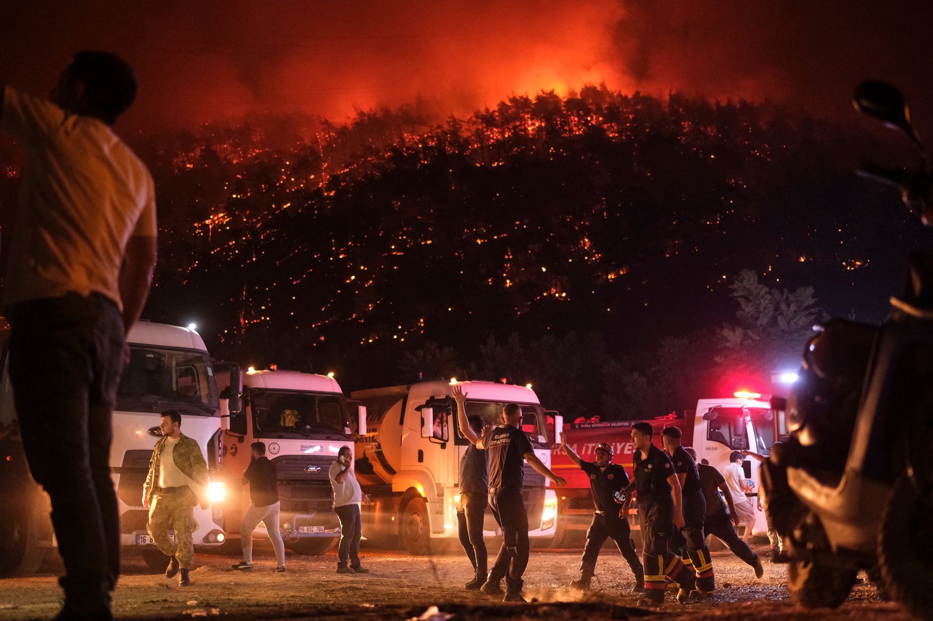 Turkey Battles Wildfires as Heatwave Grips Med
