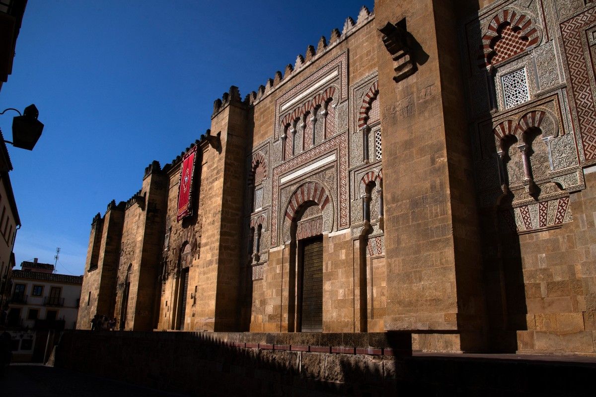 Fire Swiftly Contained at Cordoba’s Historic Mosque-Cathedral