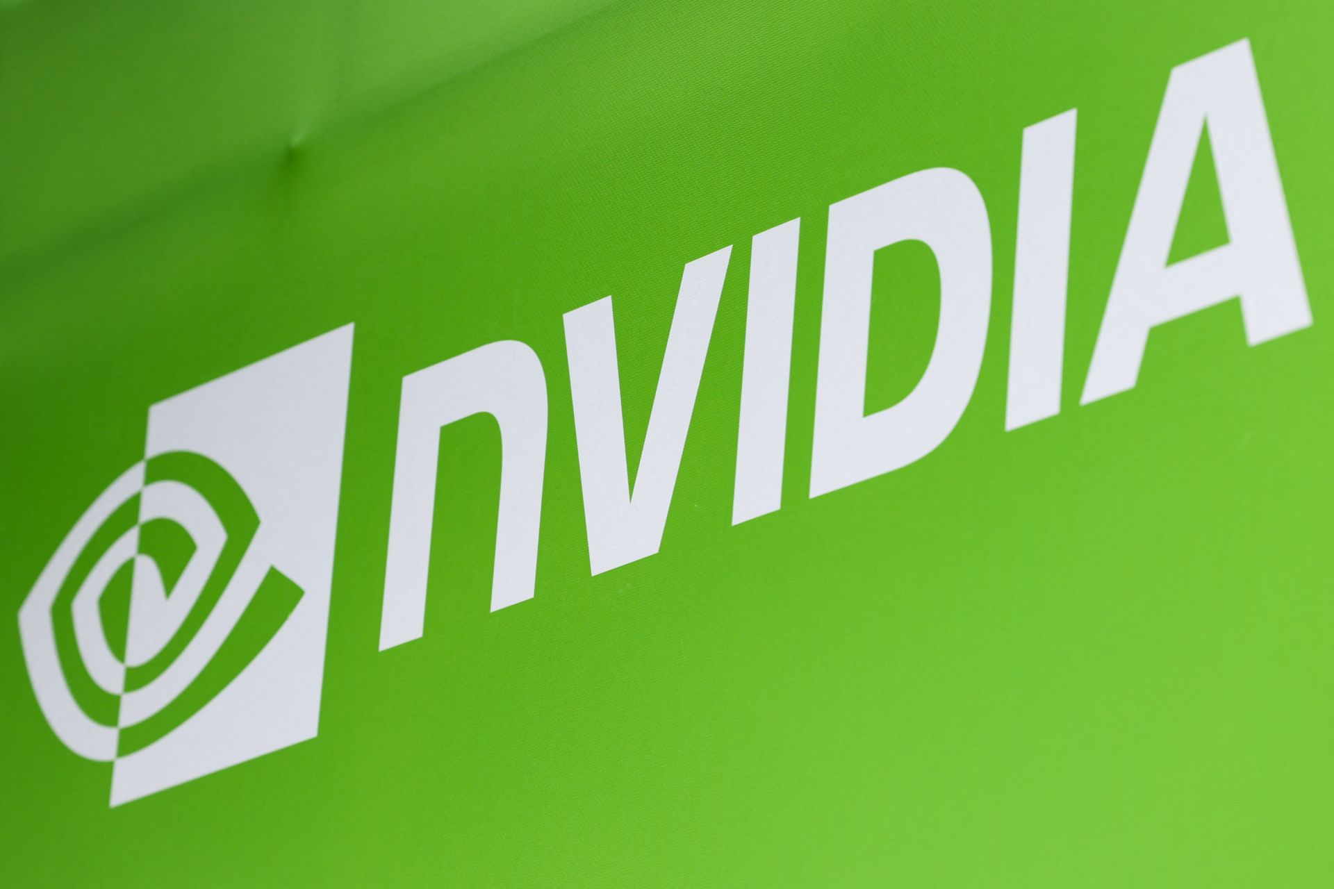 AI Giant Nvidia Beats Earnings Expectations but Shares Fall