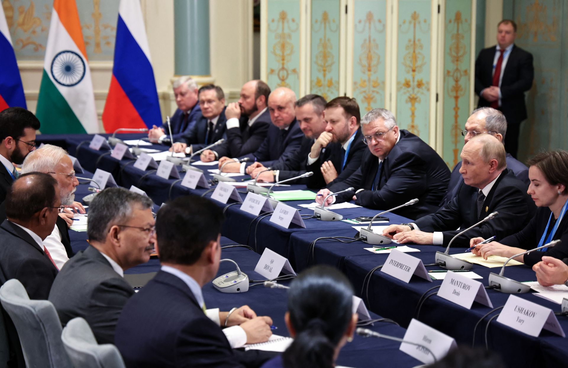 Putin Meets Erdogan, Praises Turkey's Mediation Efforts on Ukraine