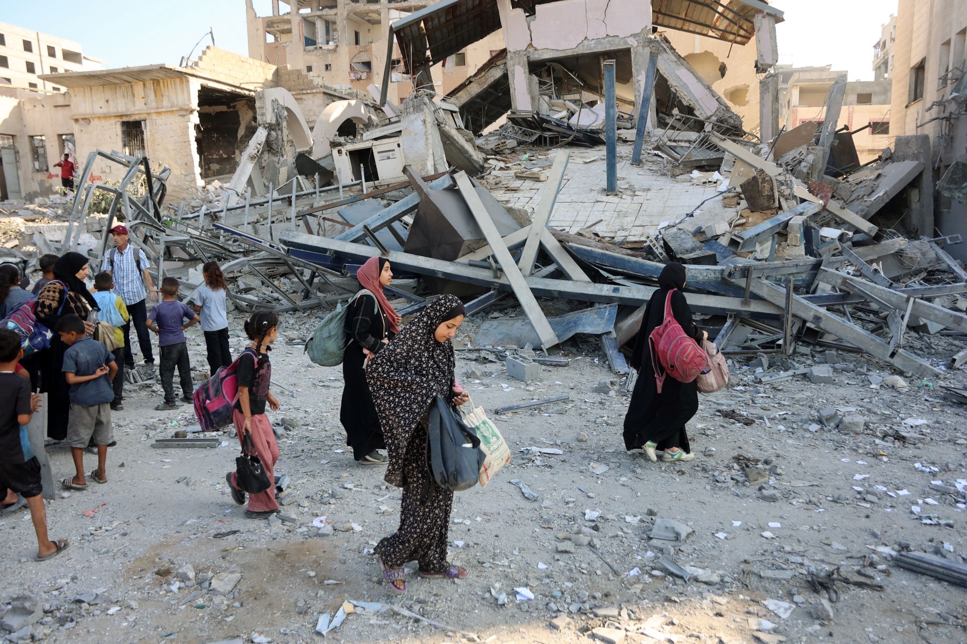 Israel Army Says over 250,000 Residents Have Left Gaza City