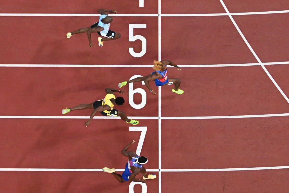 Roaring Lyles Matches Bolt With Fourth World 200m Title