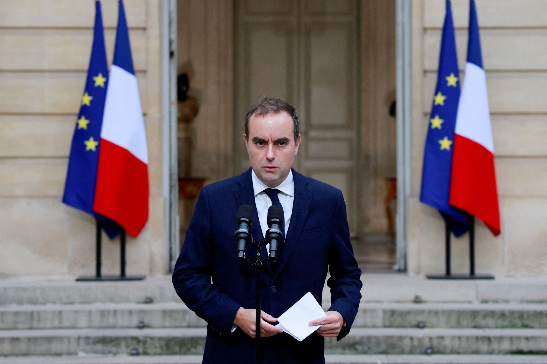 Outgoing French PM Sees New Premier Named in Next 48 Hours