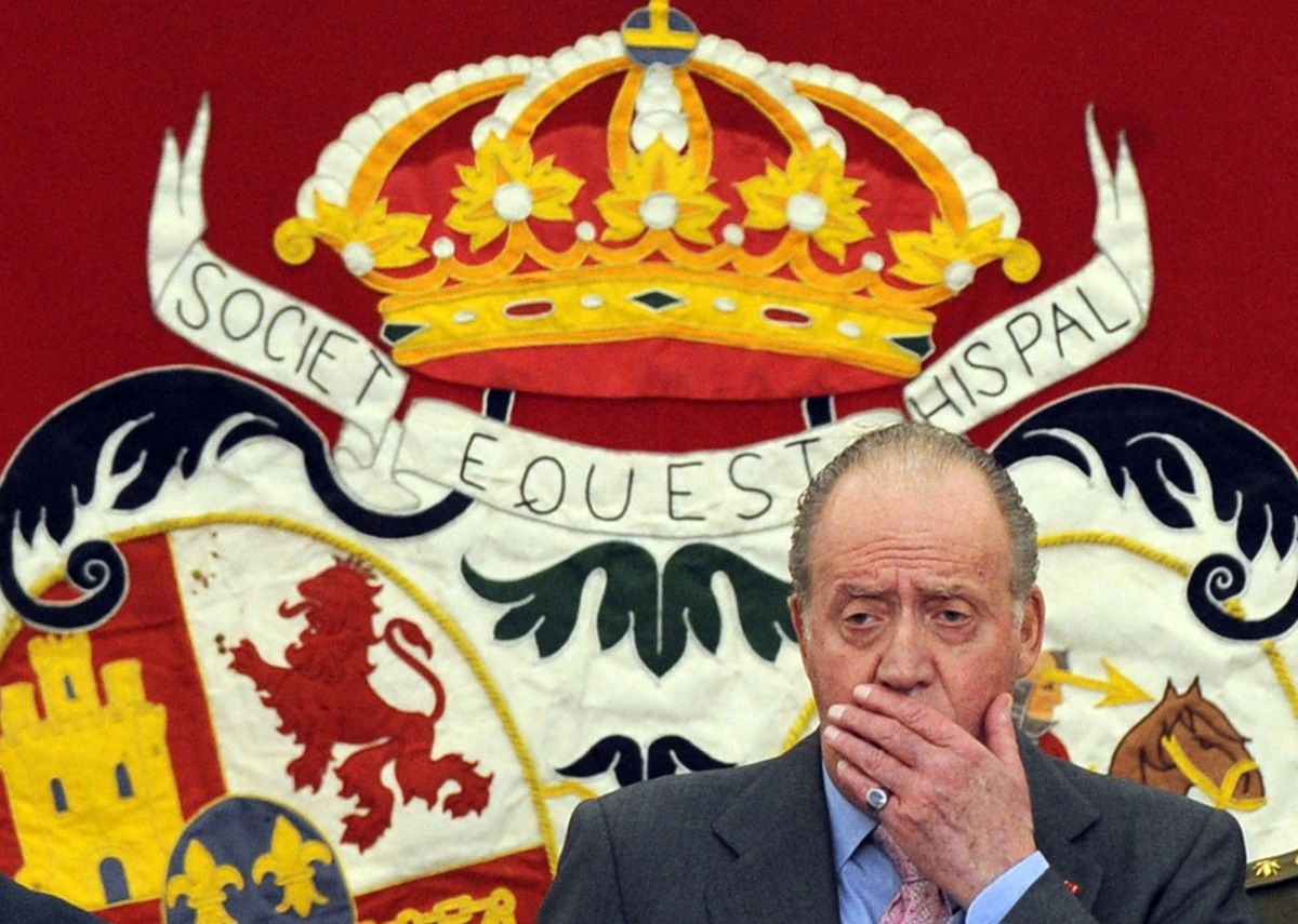 Memoirs of Juan Carlos Ignite Fierce Debate Over Franco