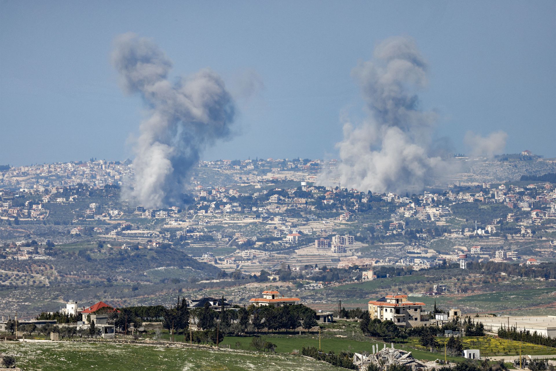 Israel Army Begins New Strikes in Southern Lebanon