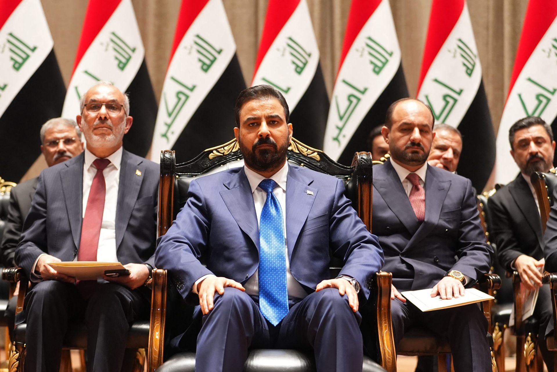 Iraq PM Vows Monopoly on Arms as Parliament Approves Government