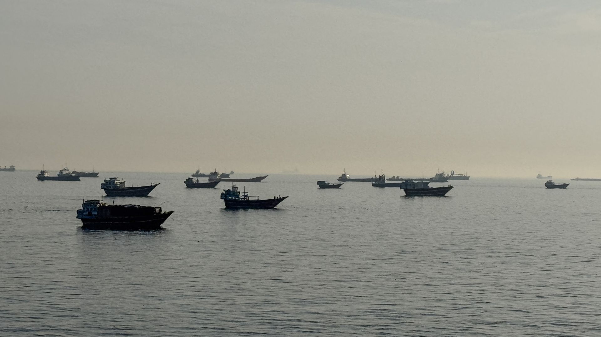 Iran Guards Say Allowed 26 Ships to Transit Hormuz Since Tuesday