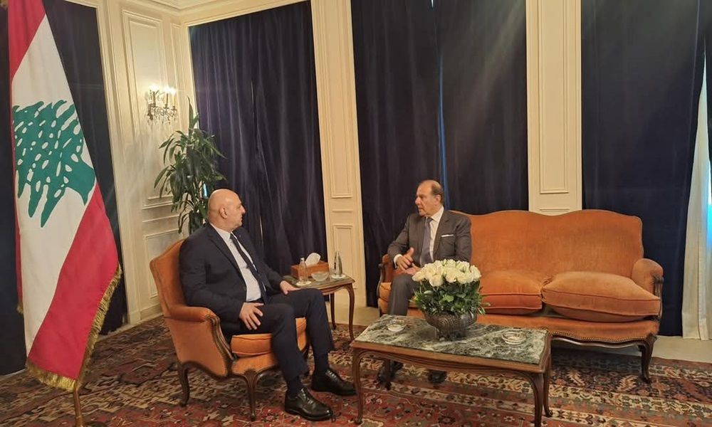 Aoun Calls on Central Bank to Restore Confidence in the Banking System