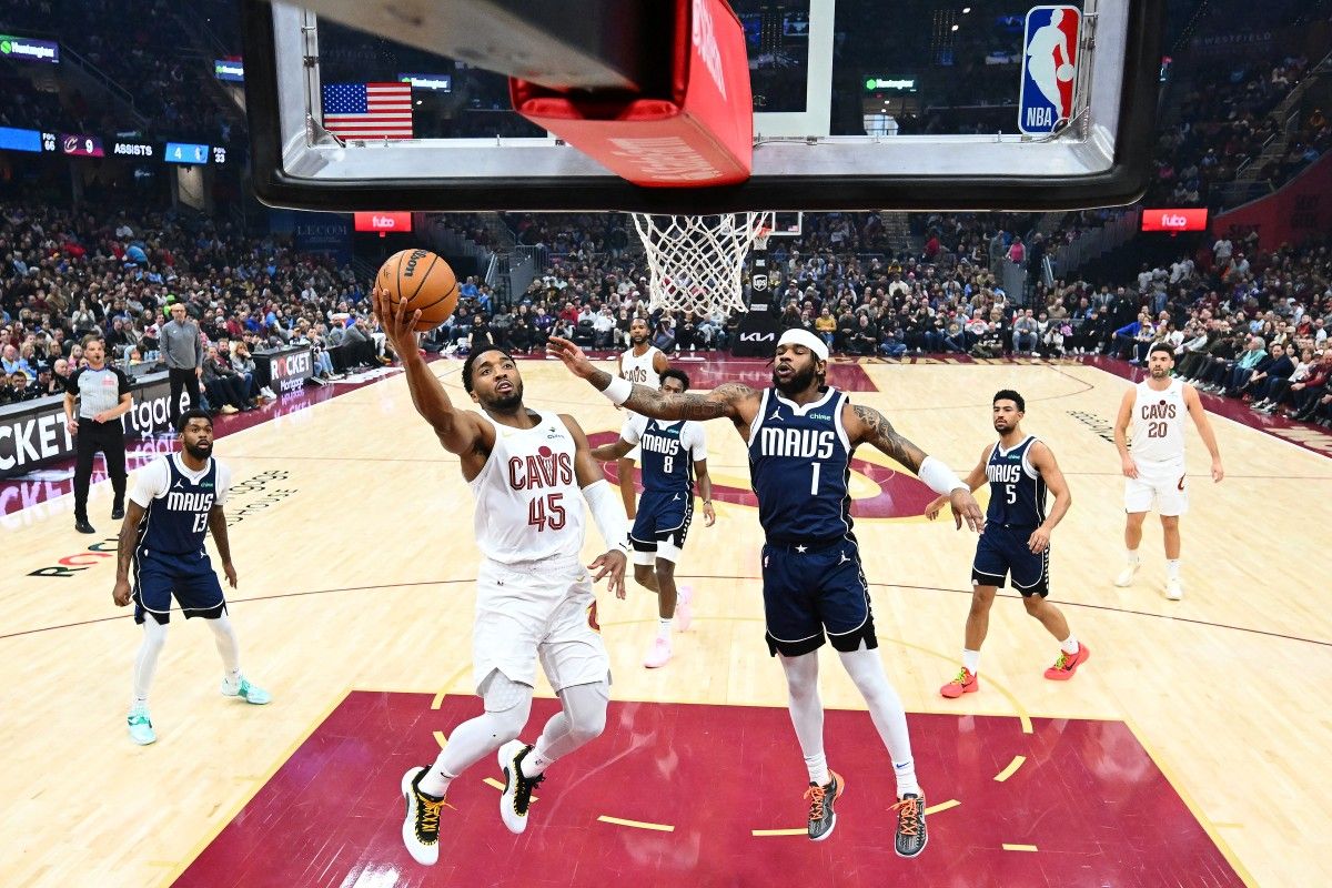 Cavs Crush Mavs in Aftermath of Shock Doncic Trade, Celtics Rally