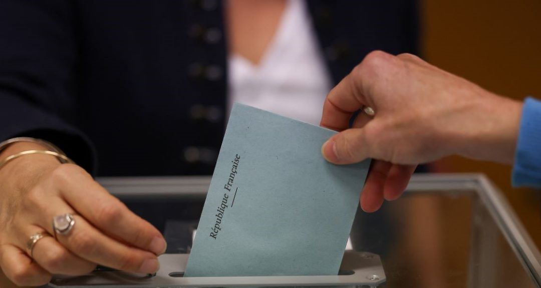 Polls Open in Pivotal Second Round of French Vote